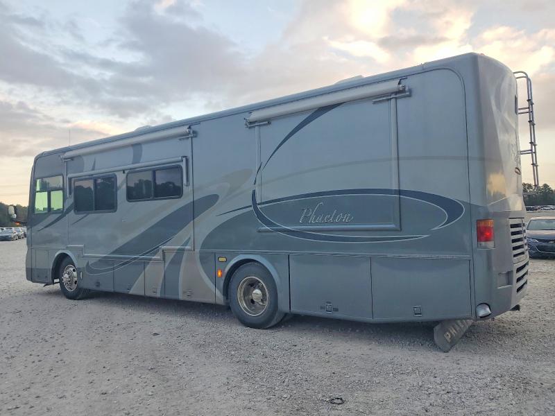 Photo 3 from auction – 2005 TIFFIN PHAETON with VIN 4UZAAHDC35CV58253