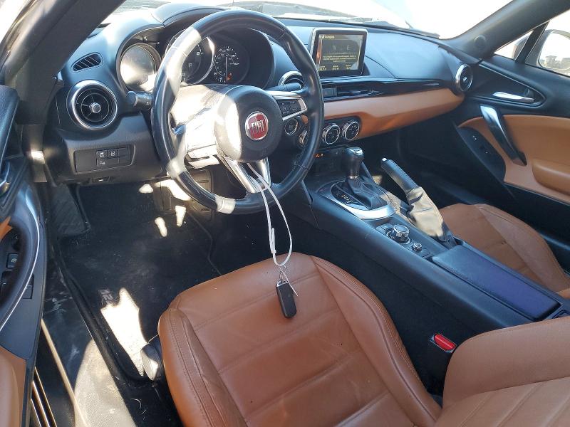 Photo 8 from auction – 2017 FIAT 124 SPIDER with VIN JC1NFAEK5H0104660