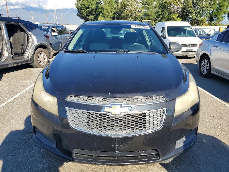 Photo 5 from auction – 2011 CHEVROLET CRUZE with VIN 1G1PC5SH1B7127526