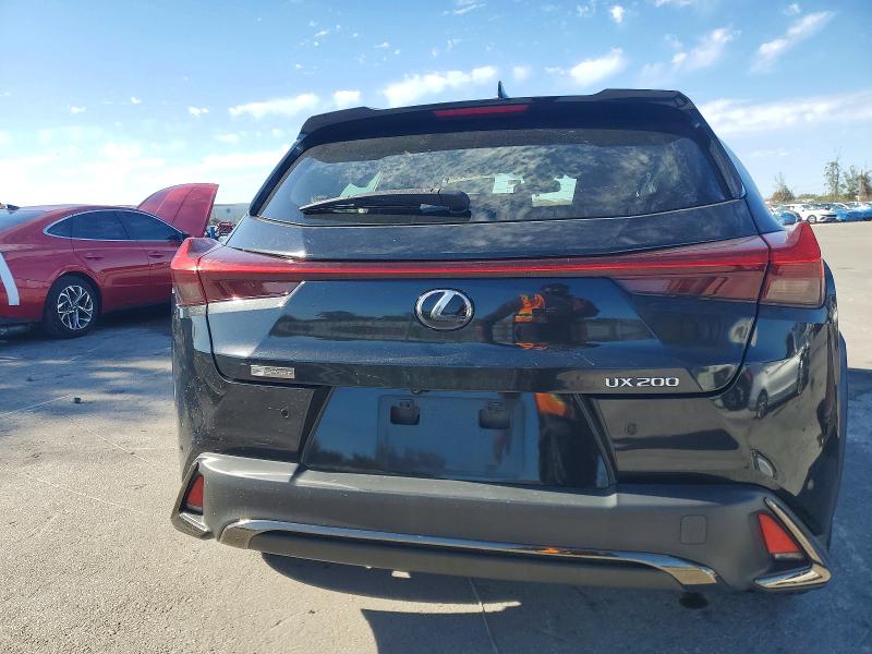 Photo 6 from auction – 2021 LEXUS UX with VIN JTHE3JBH7M2045144