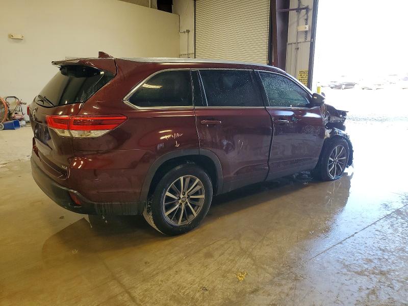 Photo 3 from auction – 2019 TOYOTA HIGHLANDER with VIN 5TDKZRFH3KS329520