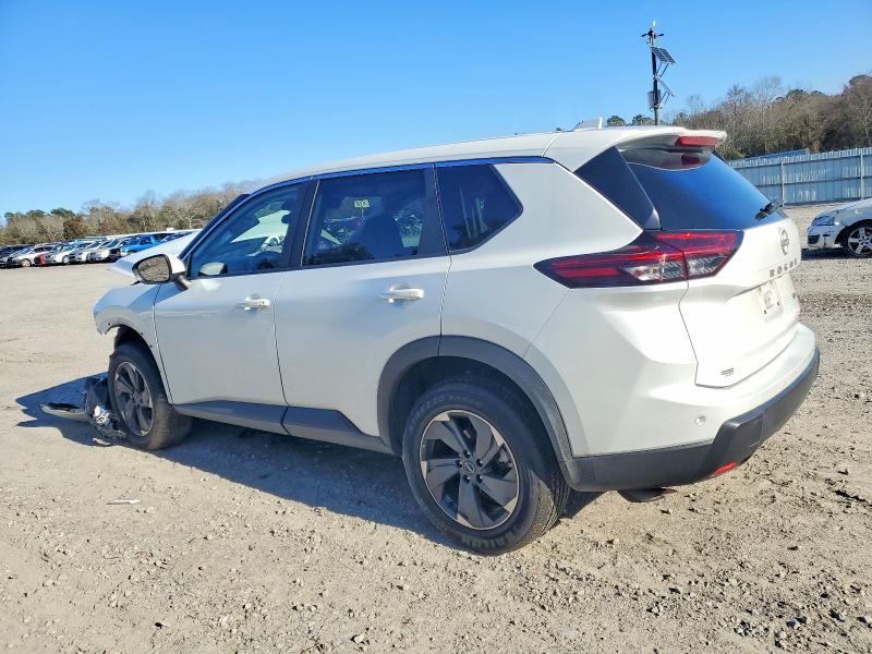 Photo 2 from auction – 2024 NISSAN ROGUE with VIN 5N1BT3BA2RC698884