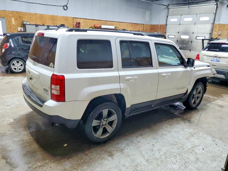 Photo 3 from auction – 2015 JEEP PATRIOT with VIN 1C4NJRFB0FD249433