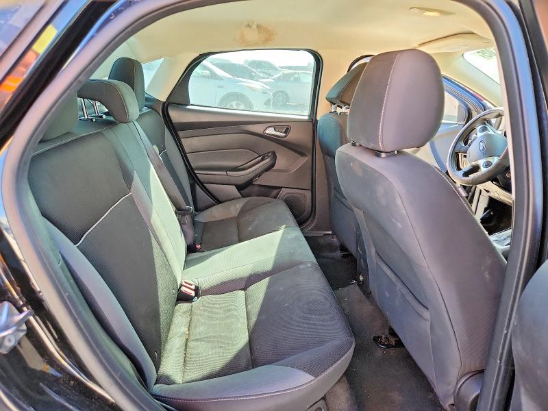 Photo 10 from auction – 2014 FORD FOCUS SE with VIN 1FADP3F21EL400264