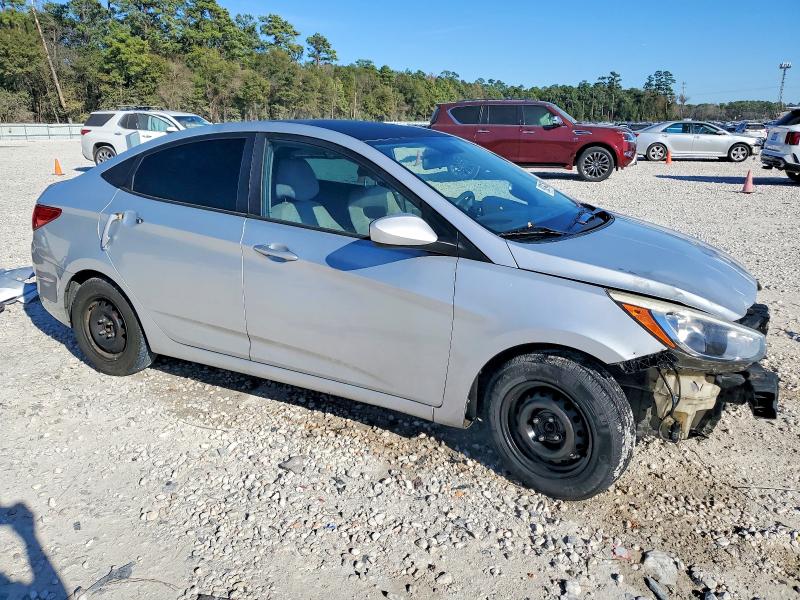 Photo 4 from auction – 2017 HYUNDAI ACCENT SE with VIN KMHCT4AE4HU170805