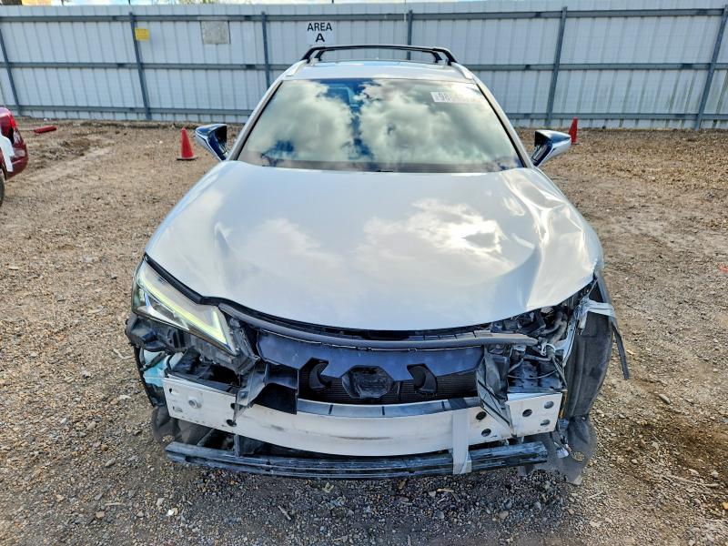 Photo 5 from auction – 2019 LEXUS UX 200 with VIN JTHY3JBHXK2019342