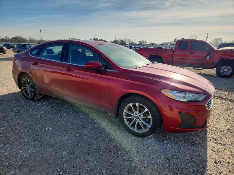 Photo 4 from auction – 2020 FORD FUSION with VIN 3FA6P0HD5LR155196