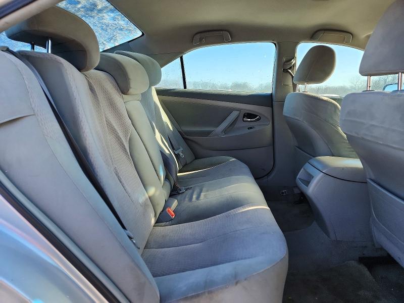 Foto 10 de la subasta – 2010 TOYOTA CAMRY BASE con VIN 4T4BF3EK2AR006364