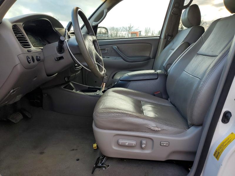 Photo 7 from auction – 2002 TOYOTA SEQUOIA SR with VIN 5TDZT34A32S110303