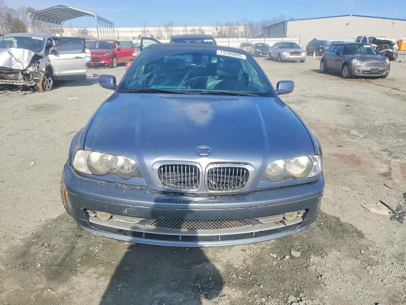 Снимка 5 от търг – 2003 BMW 325 CI с VIN WBABS33443PG92102