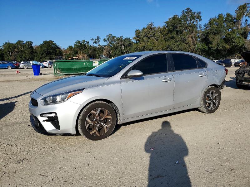 Photo 1 from auction – 2021 KIA FORTE FE with VIN 3KPF24AD7ME389794