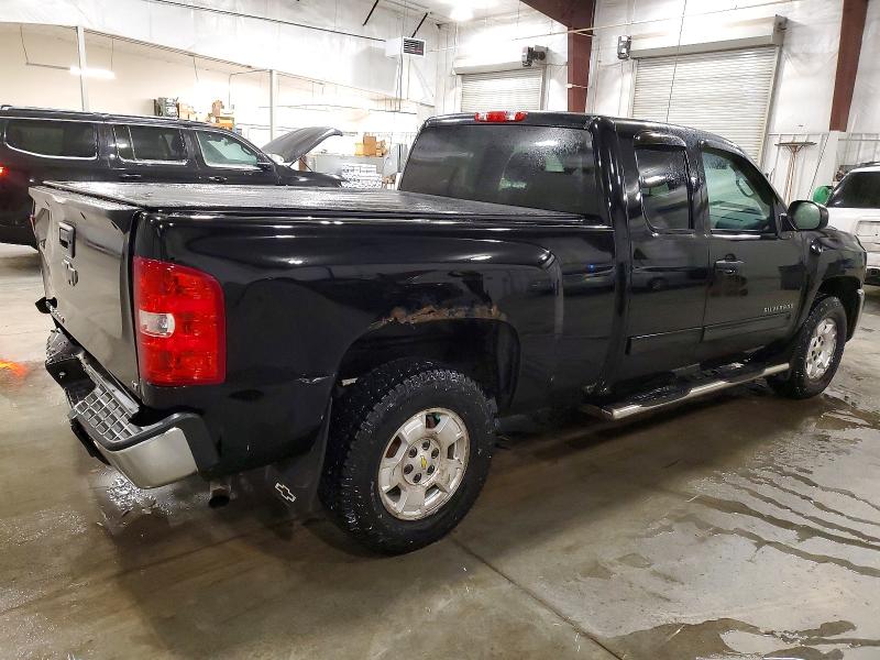 Photo 3 from auction – 2013 CHEVROLET SILVERADO with VIN 1GCRKSE77DZ377283