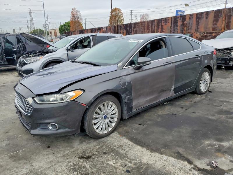 FORD FUSION SE 2016 with VIN 3FA6P0PU9GR304801 - Photo from auction