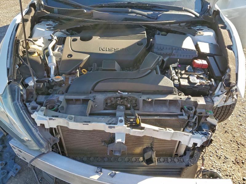 Photo 11 from auction – 2016 NISSAN ALTIMA 2.5 with VIN 1N4AL3APXGC160068