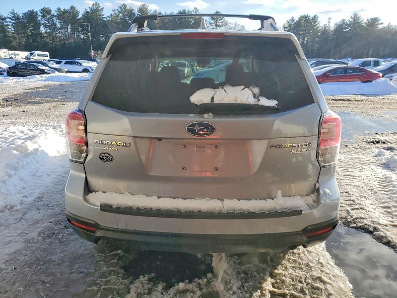 Photo 6 from auction – 2017 SUBARU FORESTER 2 with VIN JF2SJAEC5HH494935