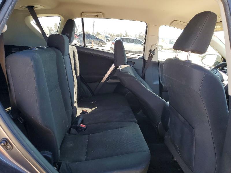 Photo 11 from auction – 2017 TOYOTA RAV4 with VIN JTMZFREV5HJ108831