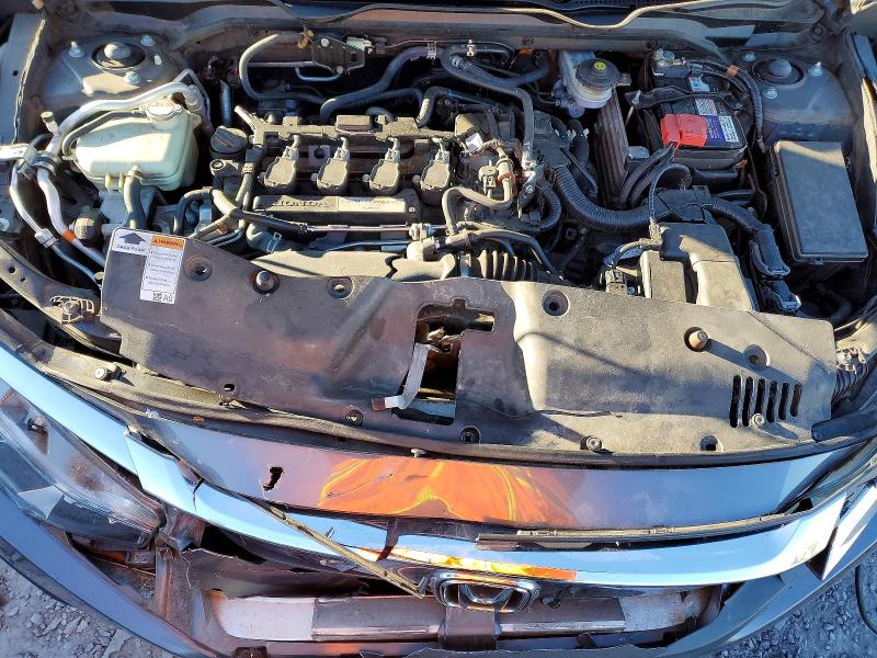 Photo 11 from auction – 2018 HONDA CIVIC with VIN 2HGFC3B33JH355253