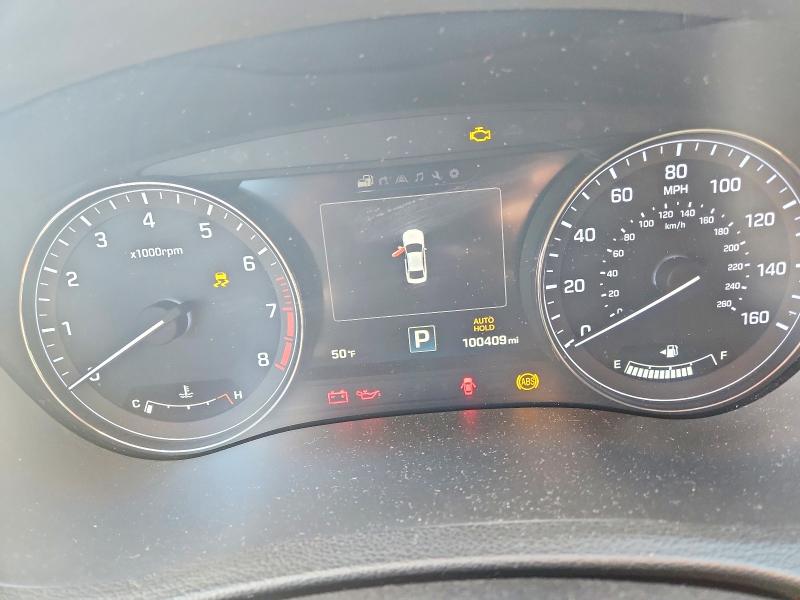 Photo 9 from auction – 2015 HYUNDAI GENESIS 5. with VIN KMHGN4JF0FU016836
