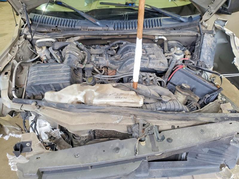 Photo 11 from auction – 2006 FORD EXPLORER with VIN 1FMEU62E86UA45173