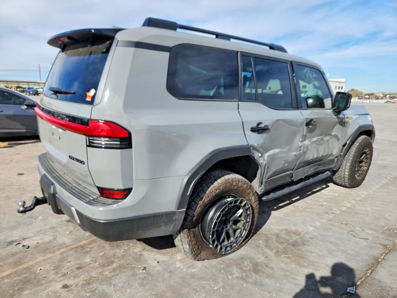 Photo 3 from auction – 2024 LEXUS GX 460 PRE with VIN JTJTBCDX6R5029192