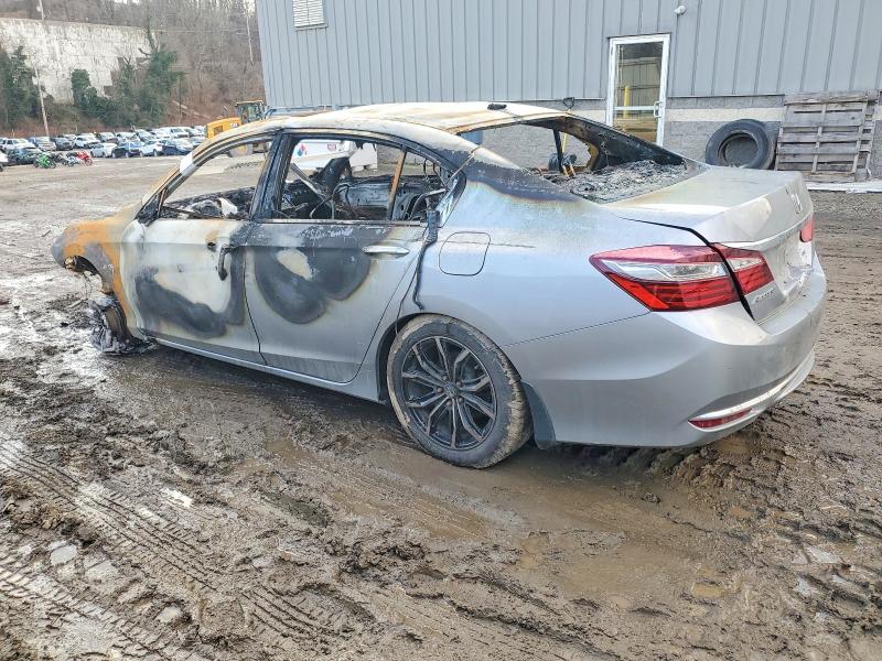 Photo 2 from auction – 2016 HONDA ACCORD EXL with VIN 1HGCR2F82GA163931