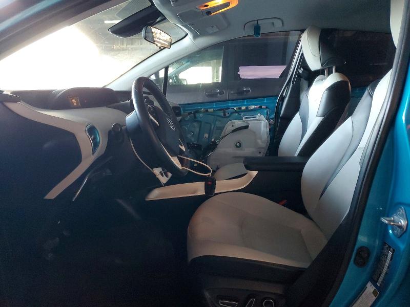 Photo 7 from auction – 2017 TOYOTA PRIUS PRIM with VIN JTDKARFP6H3064892