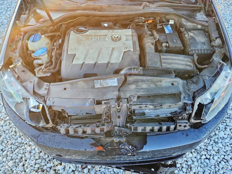 Photo 11 from auction – 2011 VOLKSWAGEN JETTA TDI with VIN 3VWPL7AJ6BM709552