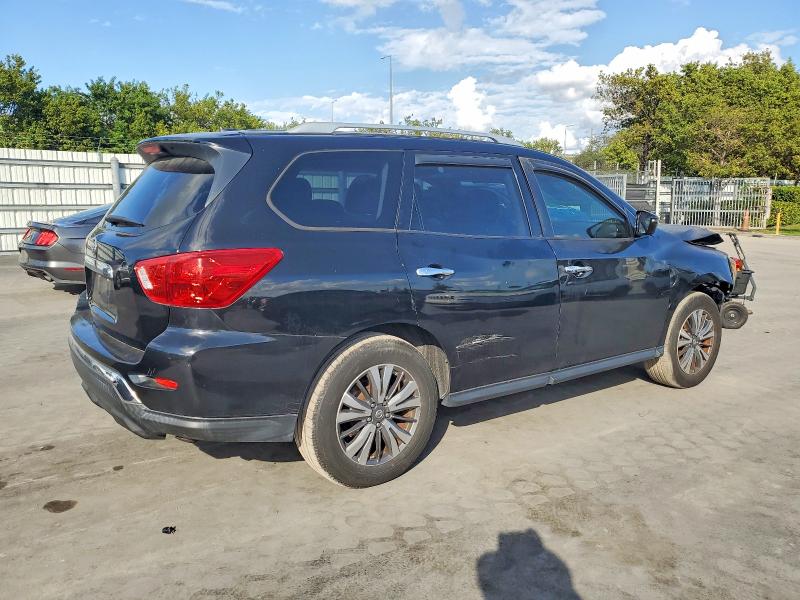 Photo 3 from auction – 2017 NISSAN PATHFINDER with VIN 5N1DR2MNXHC623804