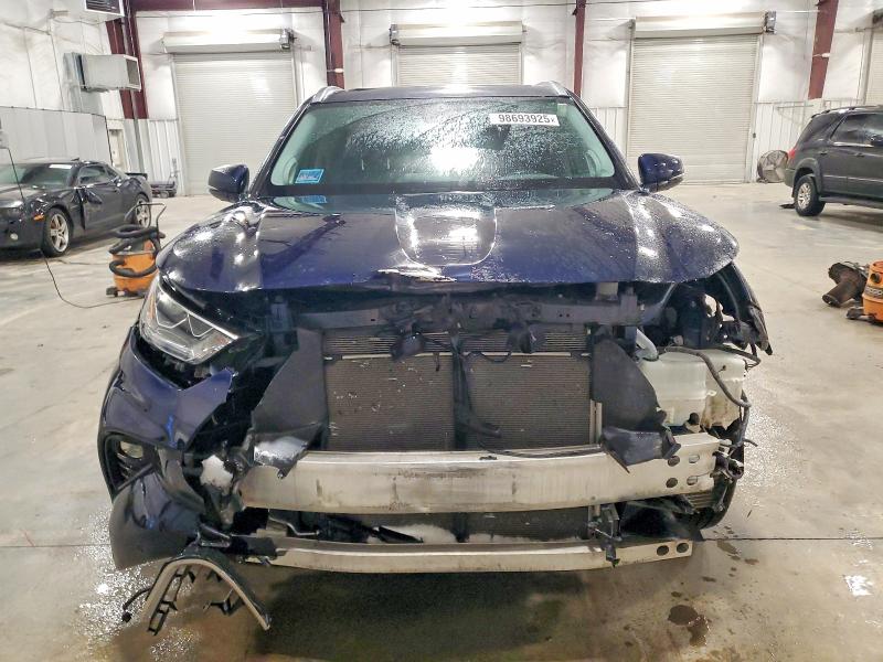 Photo 5 from auction – 2021 TOYOTA HIGHLANDER with VIN 5TDFZRBHXMS111407