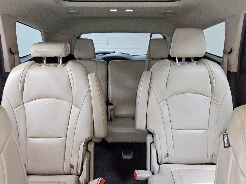 Photo 10 from auction – 2018 BUICK ENCLAVE with VIN 5GAERBKW5JJ144844