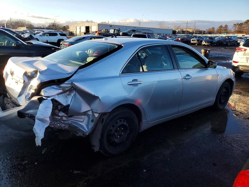 Zdjęcie 3 z aukcji – 2011 TOYOTA CAMRY BASE z VIN 4T1BF3EK0BU648870