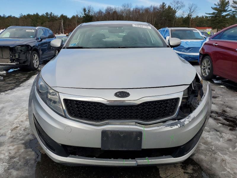 Photo 5 from auction – 2011 KIA OPTIMA LX with VIN KNAGM4A7XB5118954