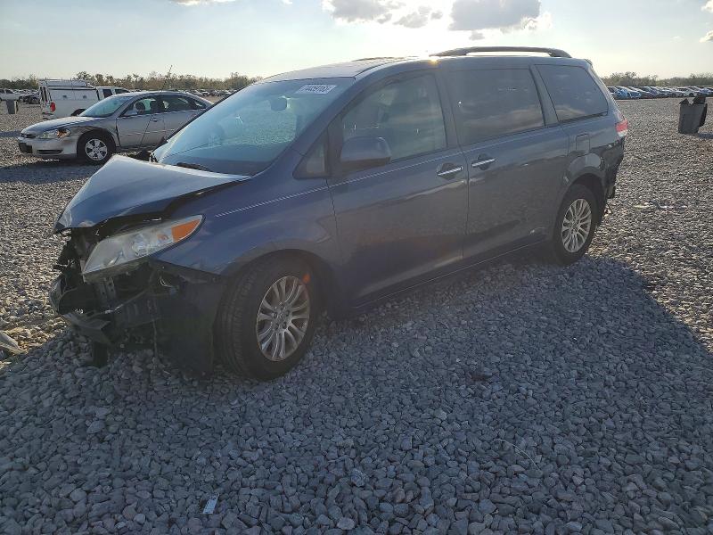 TOYOTA SIENNA XLE 2014 with VIN 5TDYK3DCXES466591 - Photo from auction
