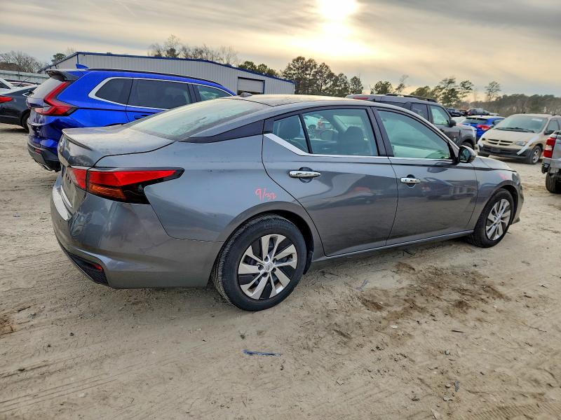 Photo 3 from auction – 2020 NISSAN ALTIMA S with VIN 1N4BL4BV0LC130868