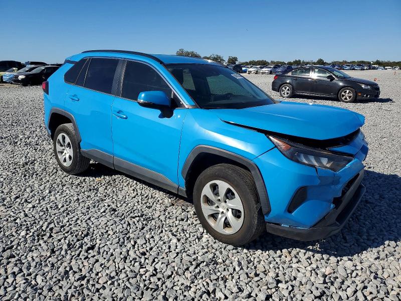 Photo 4 from auction – 2020 TOYOTA RAV4 with VIN 2T3K1RFVXLC053917