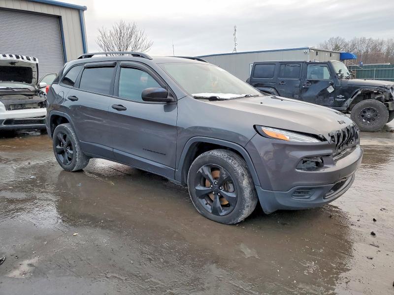 Photo 4 from auction – 2016 JEEP CHEROKEE S with VIN 1C4PJMAB4GW317161