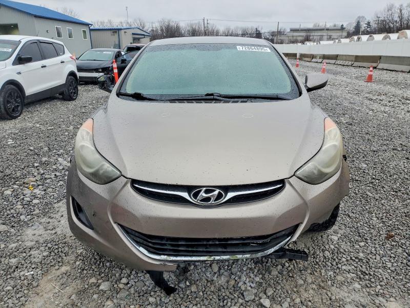 Photo 5 from auction – 2012 HYUNDAI ELANTRA GL with VIN 5NPDH4AE9CH066811
