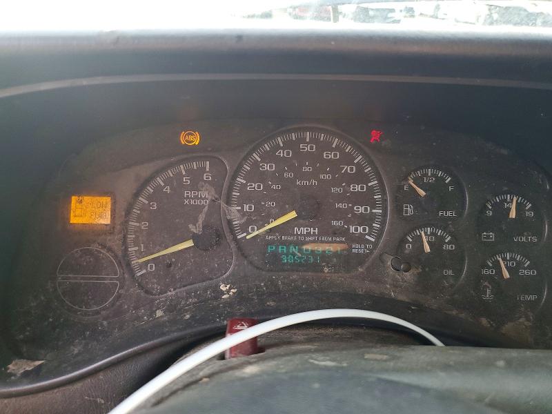 Photo 9 from auction – 2001 CHEVROLET SILVERADO with VIN 2GCEC19T511189766