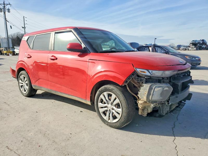 Photo 4 from auction – 2020 KIA SOUL with VIN KNDJ23AU3L7704027