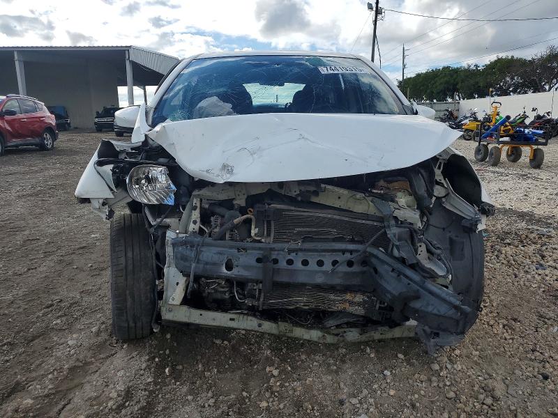 Photo 5 from auction – 2015 NISSAN VERSA NOTE with VIN 3N1CE2CP7FL416161