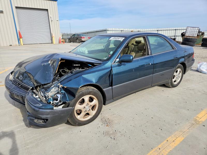 LEXUS ES 300 1997 with VIN JT8BF22G2V5003486 - Photo from auction
