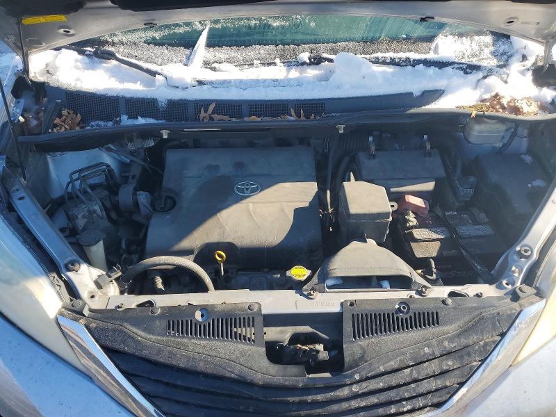 Photo 12 from auction – 2012 TOYOTA SIENNA LE with VIN 5TDKK3DC2CS189034