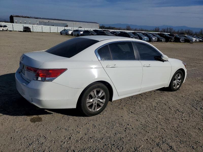 Photo 3 from auction – 2011 HONDA ACCORD with VIN 1HGCP2F61BA072159