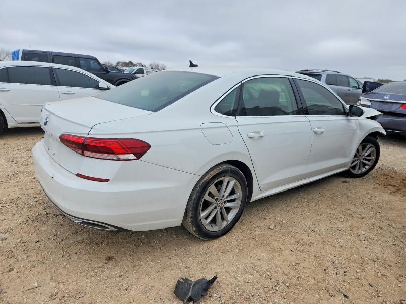 Photo 3 from auction – 2020 VOLKSWAGEN PASSAT with VIN 1VWSA7A38LC012209