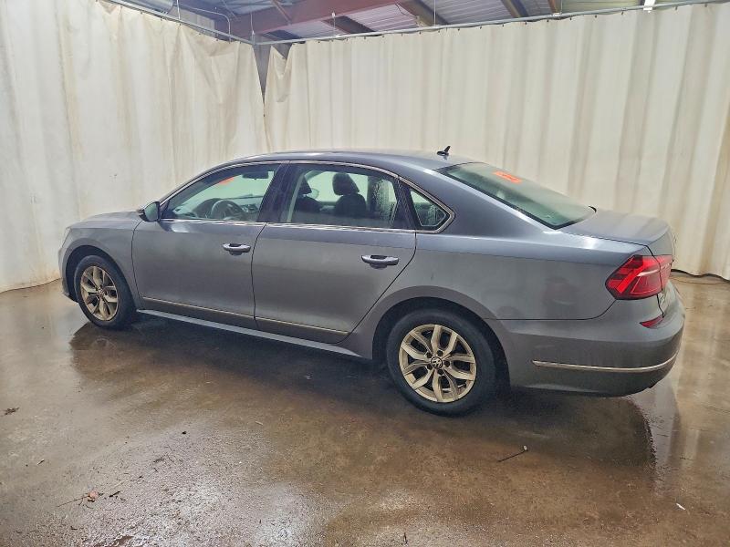 Photo 2 from auction – 2017 VOLKSWAGEN PASSAT S with VIN 1VWAT7A35HC042202