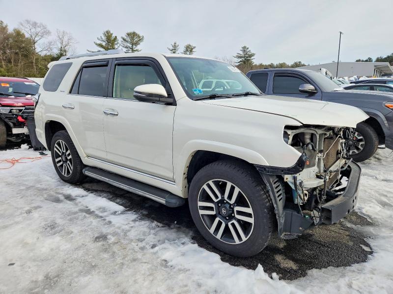 Photo 4 from auction – 2018 TOYOTA 4RUNNER SR with VIN JTEBU5JR9J5535805