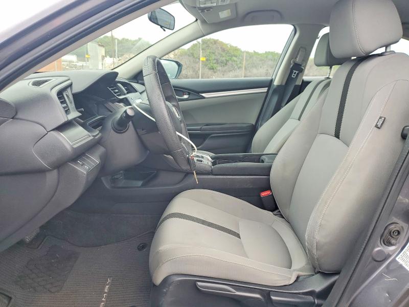Photo 7 from auction – 2017 HONDA CIVIC LX with VIN 2HGFC2F54HH552058