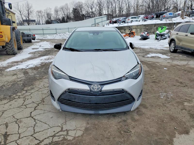 Photo 5 from auction – 2018 TOYOTA COROLLA with VIN 5YFBURHE3JP821067