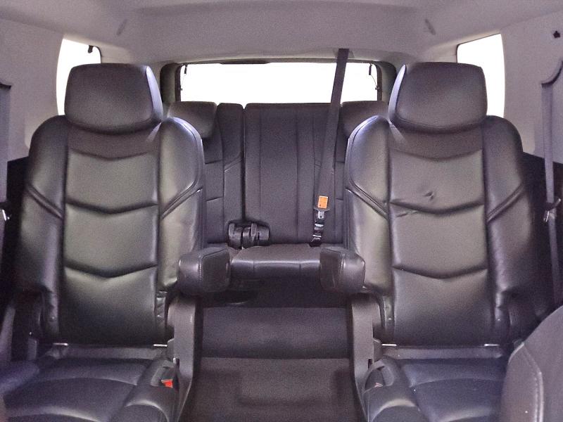 Photo 10 from auction – 2019 CADILLAC ESCALADE P with VIN 1GYS3CKJ7KR233146