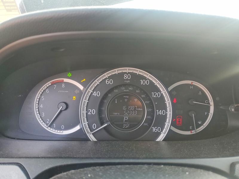Photo 9 from auction – 2015 HONDA ACCORD with VIN 1HGCR2F32FA053044